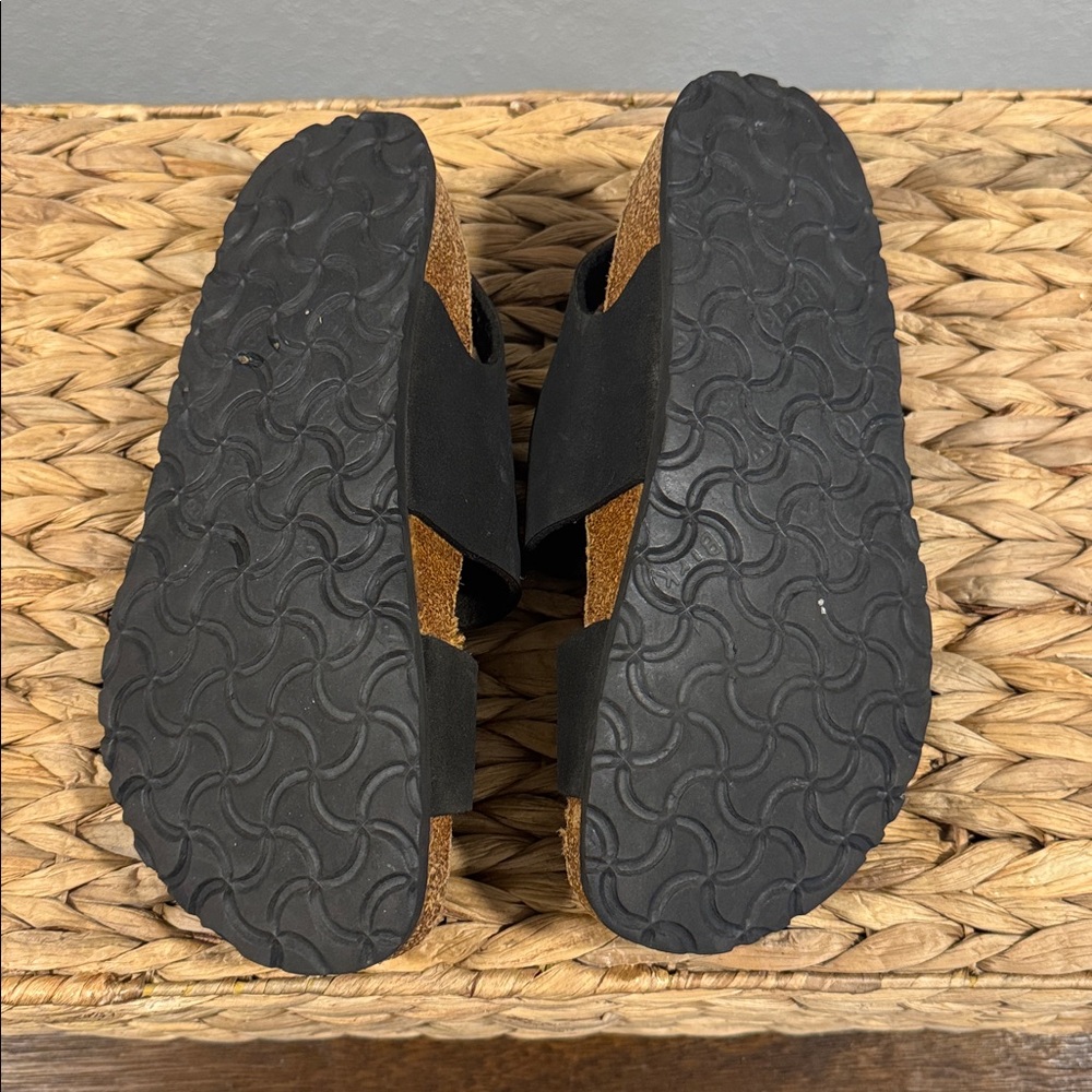 Birkenstock Size 36 - Picture 5 of 5